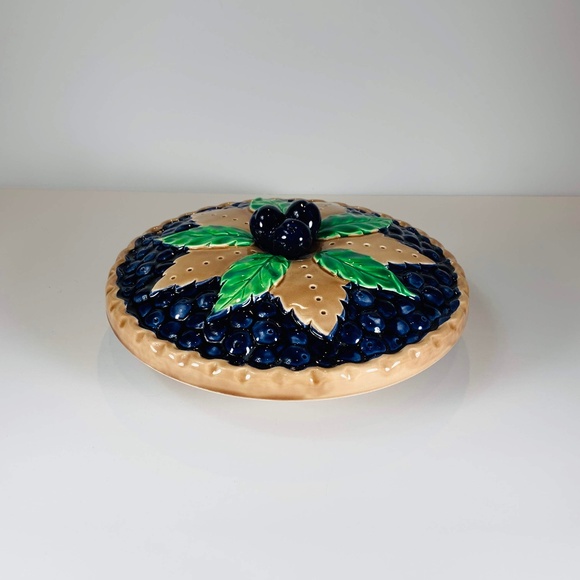 Vintage Other - Blueberry Pie Plate Decorative